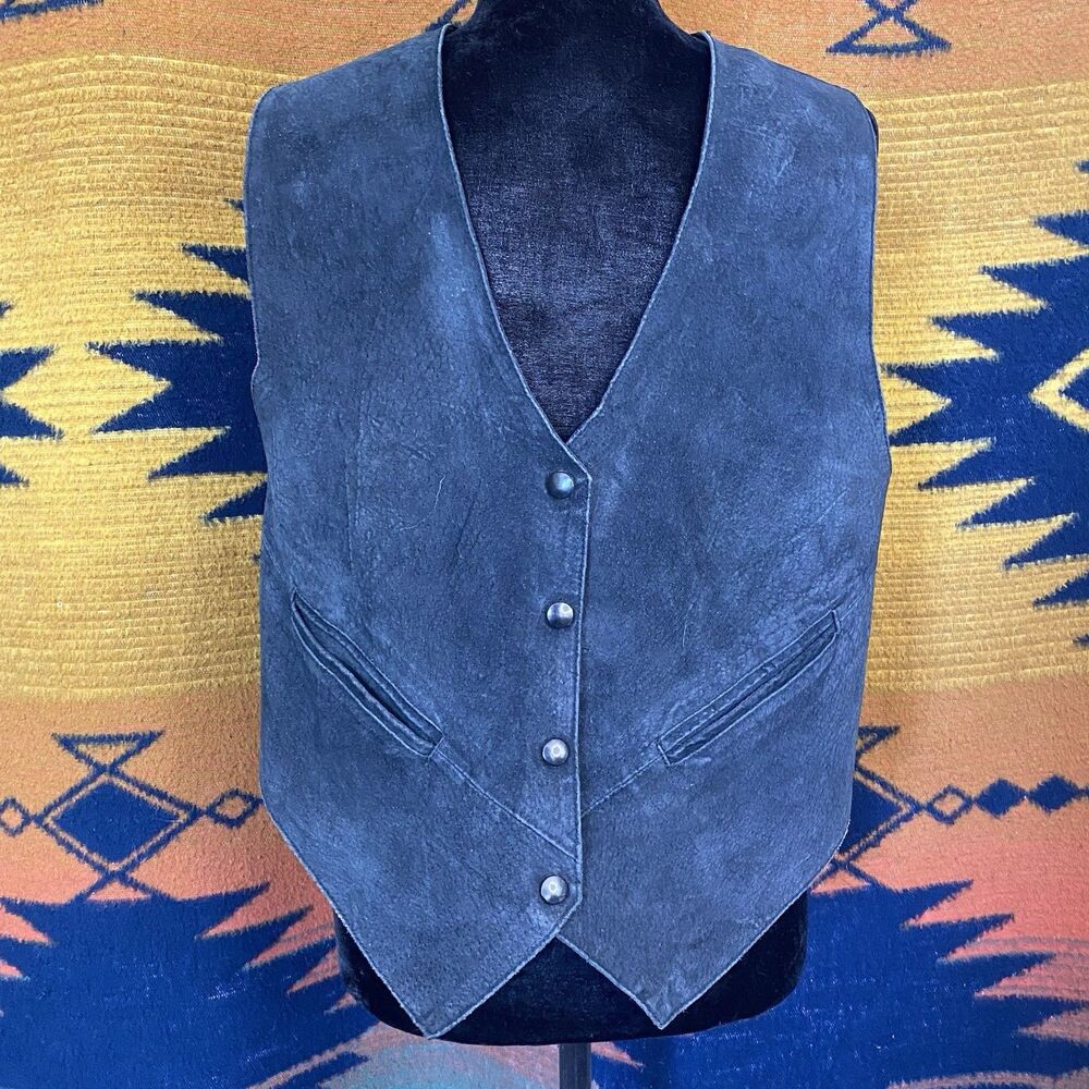 Vintage 90’s/Y2K Uno Momento Leather Vest. Size Medium. Unisex.